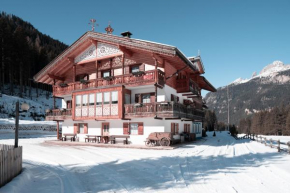 Appartamenti Agriturismo Cèsa Ciasates Canazei